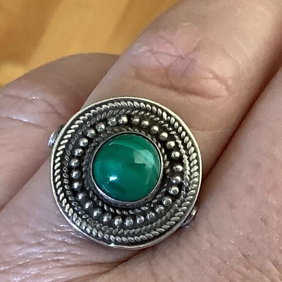 sterling SILVER 925 MALAHITE RING SIZE US 8.25 - Picture 2 of 8